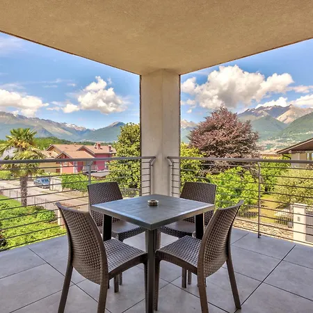 Family With Pool And Amazing Panoramic Penthouse Ferienhaus Colico