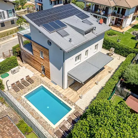 Ferienhaus Family With Pool And Amazing Panoramic Penthouse Colico