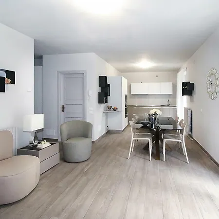 Family With Pool And Amazing Panoramic Penthouse Holiday home